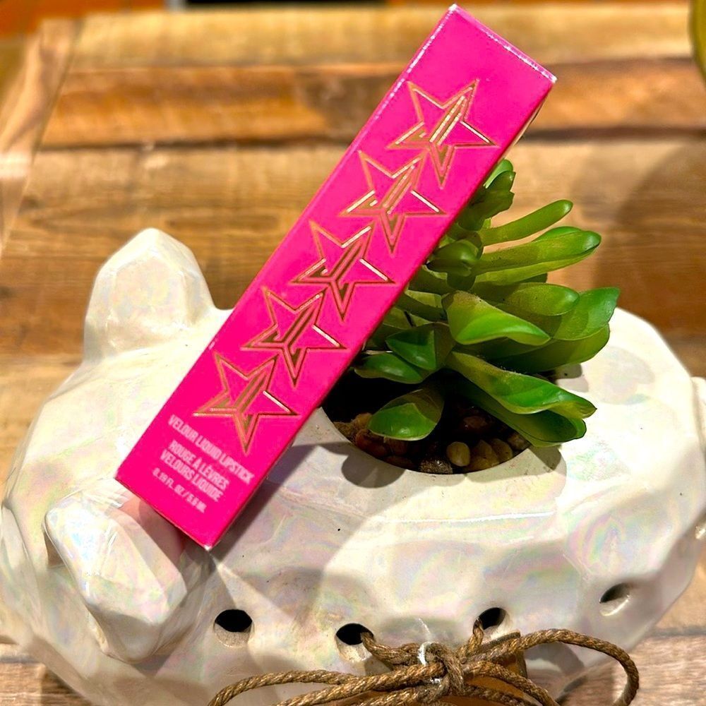 NEW JEFREE STAR POSH SPICE LIPSTICK